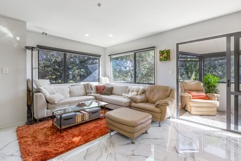 Photo of property in 15e Puriri Avenue, Orewa, 0931