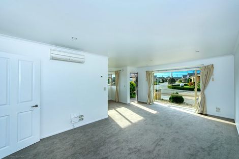 Photo of property in 3 Reeves Road, Rangiora, 7400