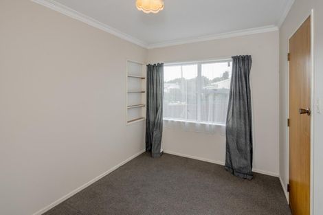 Photo of property in 2 Puriri Place, Levin, 5510