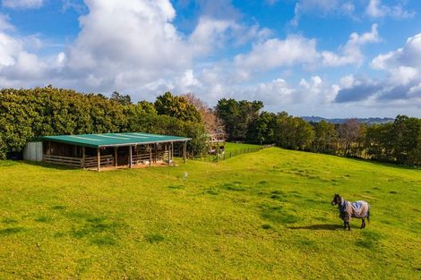 Photo of property in 298 Red Hills Road, Taupaki, Henderson, 0782