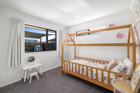 Photo of property in 15 Exeter Lane, Rolleston, 7614