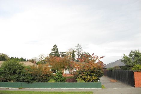 Photo of property in 73 Yaldhurst Road, Sockburn, Christchurch, 8042