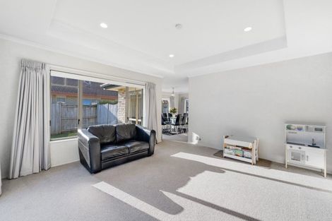 Photo of property in 218 Kilkenny Drive, East Tamaki Heights, Auckland, 2016