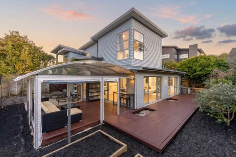 Photo of property in 124 Kyle Road, Greenhithe, Auckland, 0632