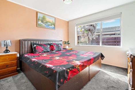 Photo of property in 4 Hanga Place, Papatoetoe, 2024