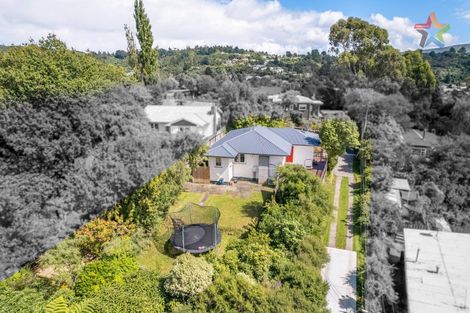 Photo of property in 32a Kopara Grove, Stokes Valley, Lower Hutt, 5019