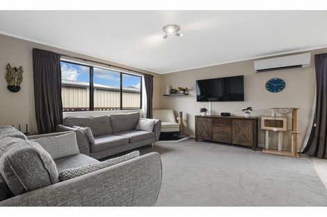 Photo of property in 12b Ross Road, Western Heights, Rotorua, 3015