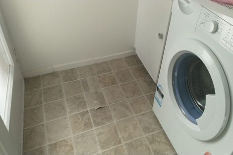 Photo of property in 4/1106 High Street, Taita, Lower Hutt, 5011