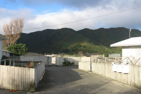 Photo of property in 51 Leighton Avenue, Waiwhetu, Lower Hutt, 5010