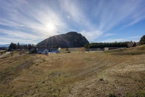 Photo of property in 16 Ranch Terrace, Wanaka, 9382