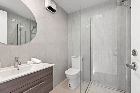 Photo of property in 2/90 Browns Road, St Albans, Christchurch, 8014