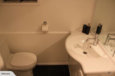 Photo of property in 35 Marriott Road, Pakuranga, Auckland, 2010