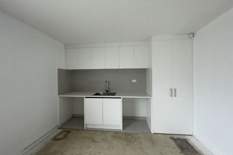 Photo of property in 103 Rangeview Road, Sunnyvale, Auckland, 0612