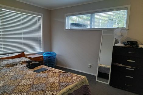 Photo of property in 13 Evans Road, Glen Eden, Auckland, 0602