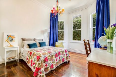 Photo of property in 44 Kiwi Road, Stanley Point, Auckland, 0624