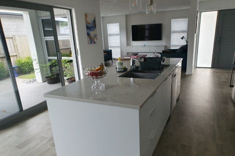 Photo of property in 34 Awataha Crescent, Pyes Pa, Tauranga, 3110