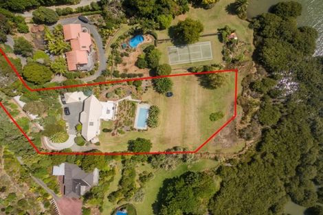 Photo of property in 11 The Lookout, Kerikeri, 0230