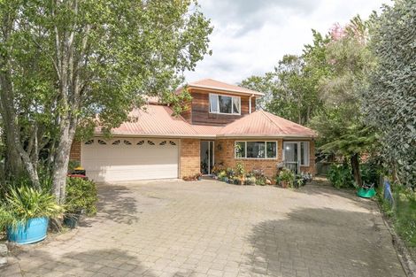 Photo of property in 8a Alison Street, Hamilton Lake, Hamilton, 3204