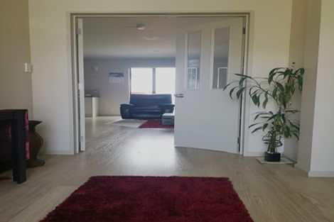 Photo of property in 41 Speyside Crescent, Flat Bush, Auckland, 2016