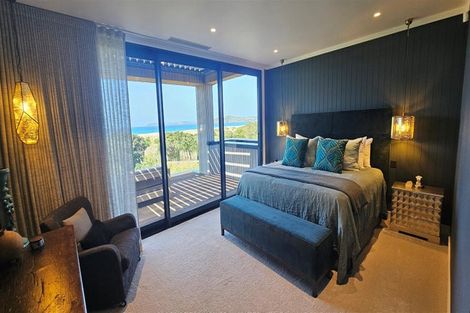 Photo of property in 8 Lagoon Way, Omaha, 0986