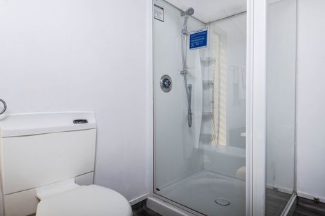 Photo of property in 10 Black Rock Road, Newlands, Wellington, 6037