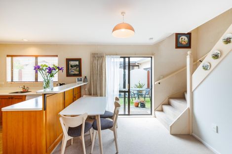 Photo of property in 483b Ruahine Street, Terrace End, Palmerston North, 4410