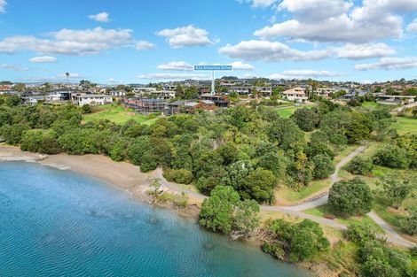 Photo of property in 1/42 Amorino Drive, Red Beach, 0932