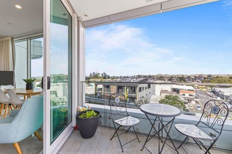 Photo of property in 510/11 Tamariki Avenue, Kelston, Auckland, 0602