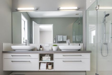 Photo of property in 82 Rochfort Road, Havelock North, 4130