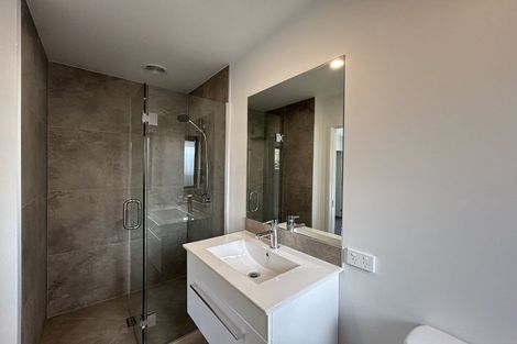 Photo of property in 10 Friesian Close, Jacks Point, 9371