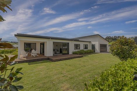 Photo of property in 23 Navigation Drive, Cooks Beach, Whitianga, 3591