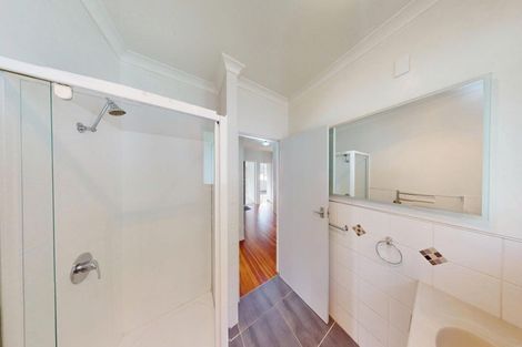 Photo of property in 18 Mount View Road, Bastia Hill, Whanganui, 4500