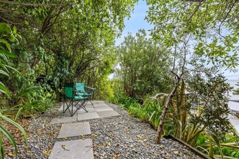 Photo of property in 16 Cathedral Road, Gore Bay, Cheviot, 7383