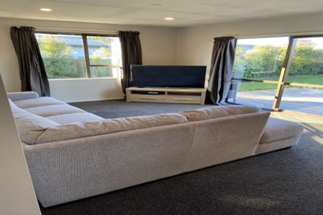 Photo of property in 10 East Belt, Rangiora, 7400