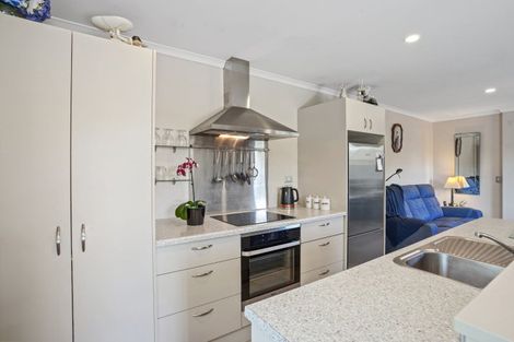 Photo of property in 19 Church Street, Amberley, 7410