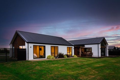 Photo of property in 23 Lumsden Drive, Waikiwi, Invercargill, 9810