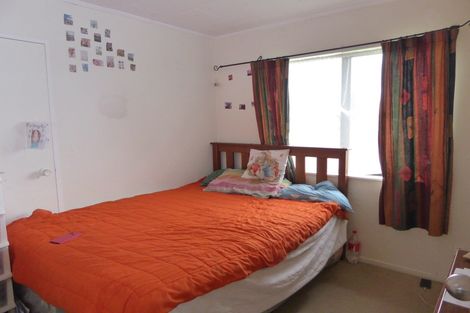 Photo of property in 19 Gladys Place, Kelvin Grove, Palmerston North, 4414