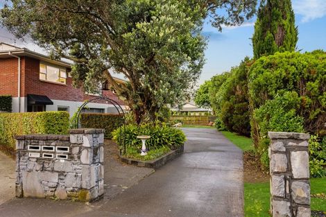 Photo of property in 2/14 Frieston Road, Milford, Auckland, 0620