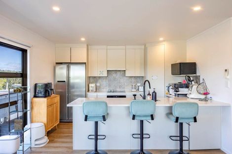 Photo of property in 5 Sylvan Avenue, Northcote, Auckland, 0627