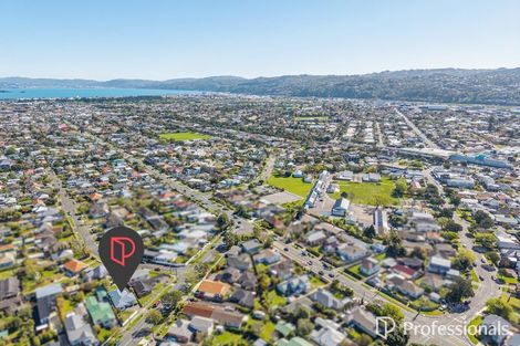 Photo of property in 18 Birdwood Road, Waterloo, Lower Hutt, 5011