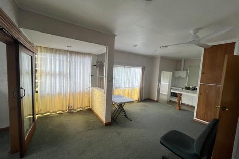Photo of property in 27 Somerset Street, Brooklands, New Plymouth, 4310