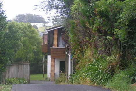 Photo of property in 5 Wilmington Place, Forrest Hill, Auckland, 0620