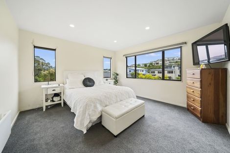 Photo of property in 41 Samwell Drive, Whitby, Porirua, 5024