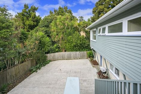 Photo of property in 1 Lynn Road, Bayview, Auckland, 0629