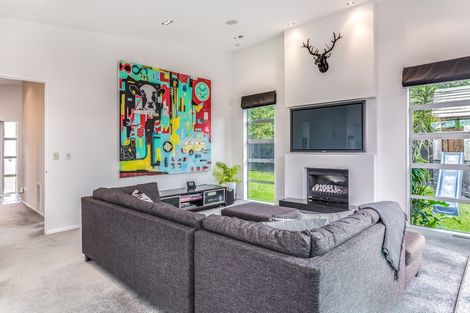 Photo of property in 42 Livingstone Street, Westmere, Auckland, 1022