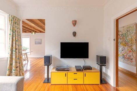 Photo of property in 6 Carlton Street, Melrose, Wellington, 6023