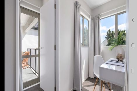 Photo of property in 18c Mona Vale Avenue, Riccarton, Christchurch, 8011