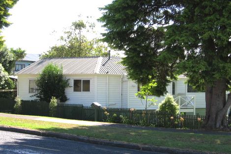 Photo of property in 1/107 Seabrook Avenue, New Lynn, Auckland, 0600