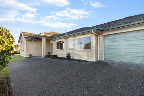 Photo of property in 10 West Street, Papakura, 2110
