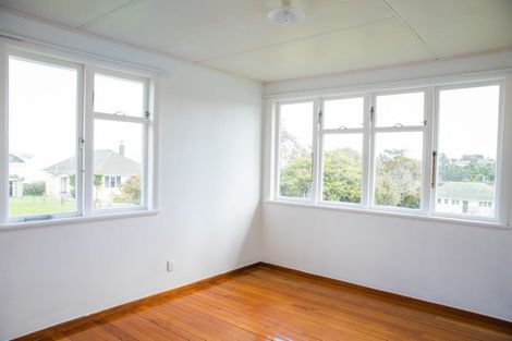 Photo of property in 49 Hillary Crescent, Belmont, Auckland, 0622